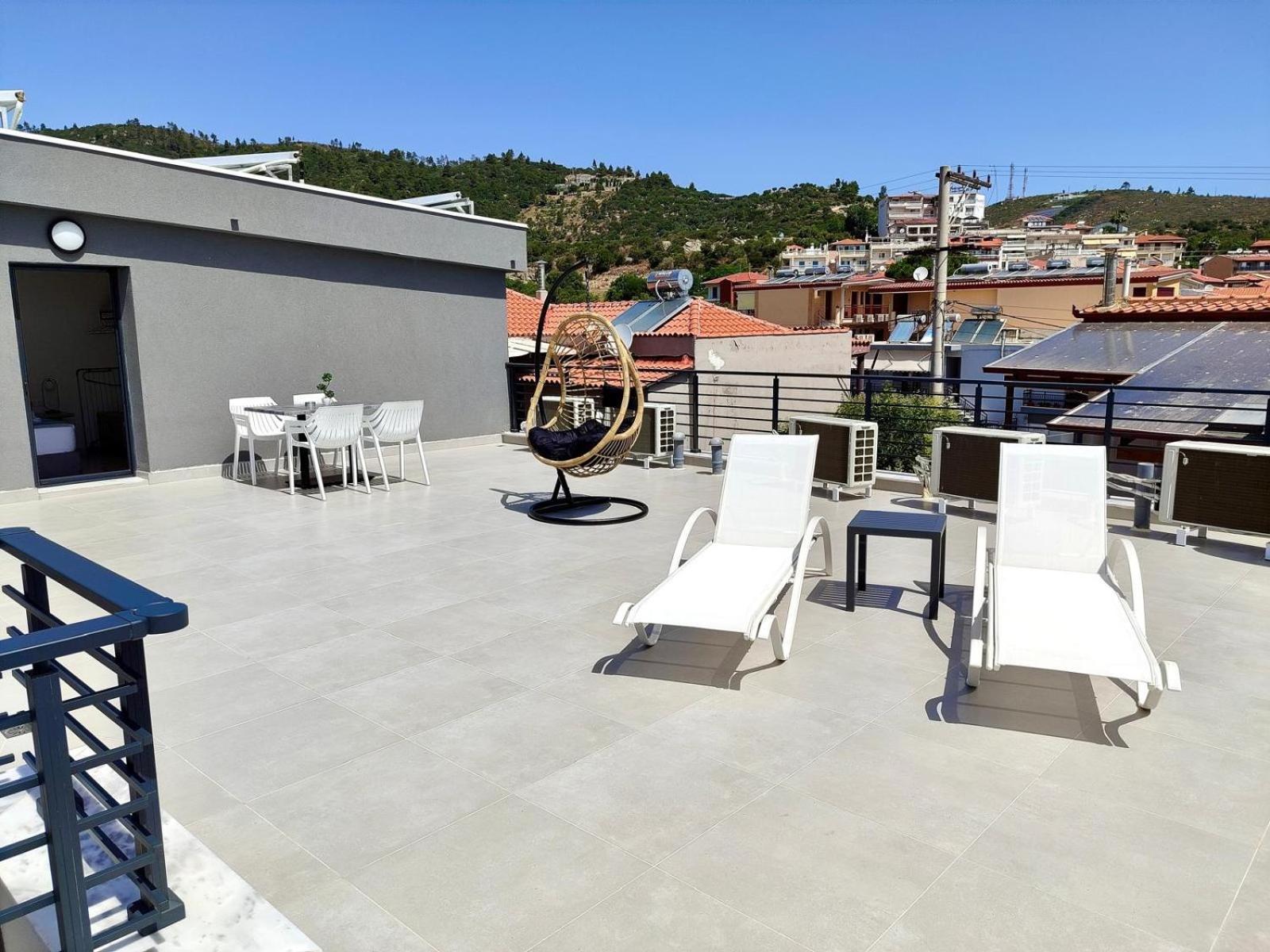 Four Shades Luxury Suites Сарти Екстериор снимка