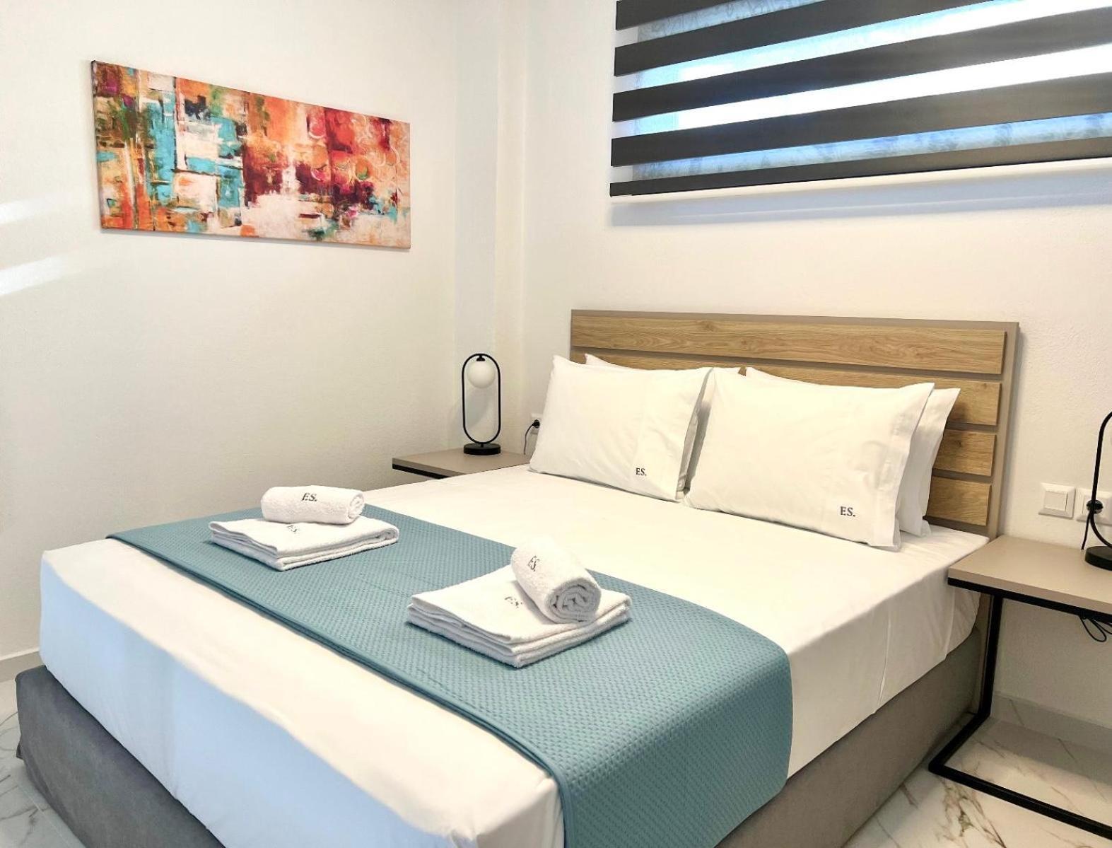 Four Shades Luxury Suites Сарти Екстериор снимка