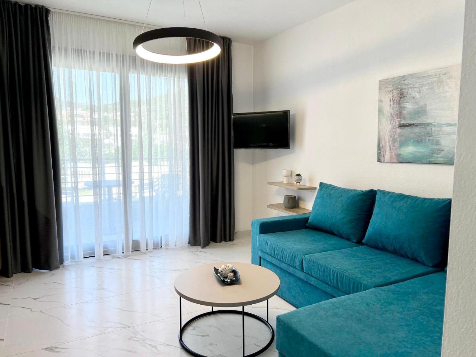 Four Shades Luxury Suites Сарти Екстериор снимка
